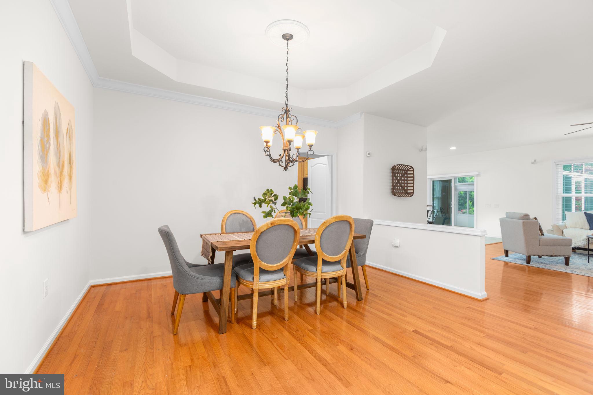 7 Covington Dr
