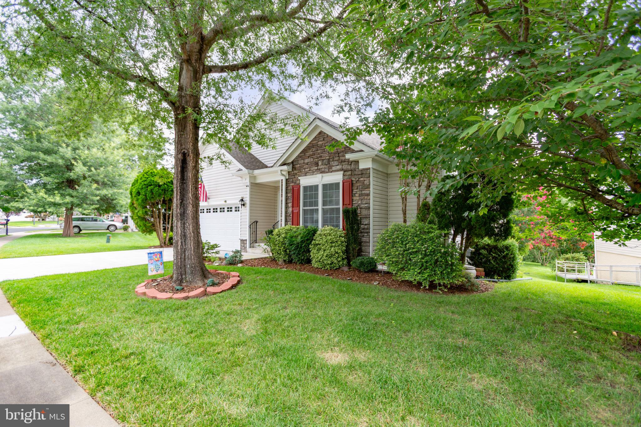 7 Covington Dr