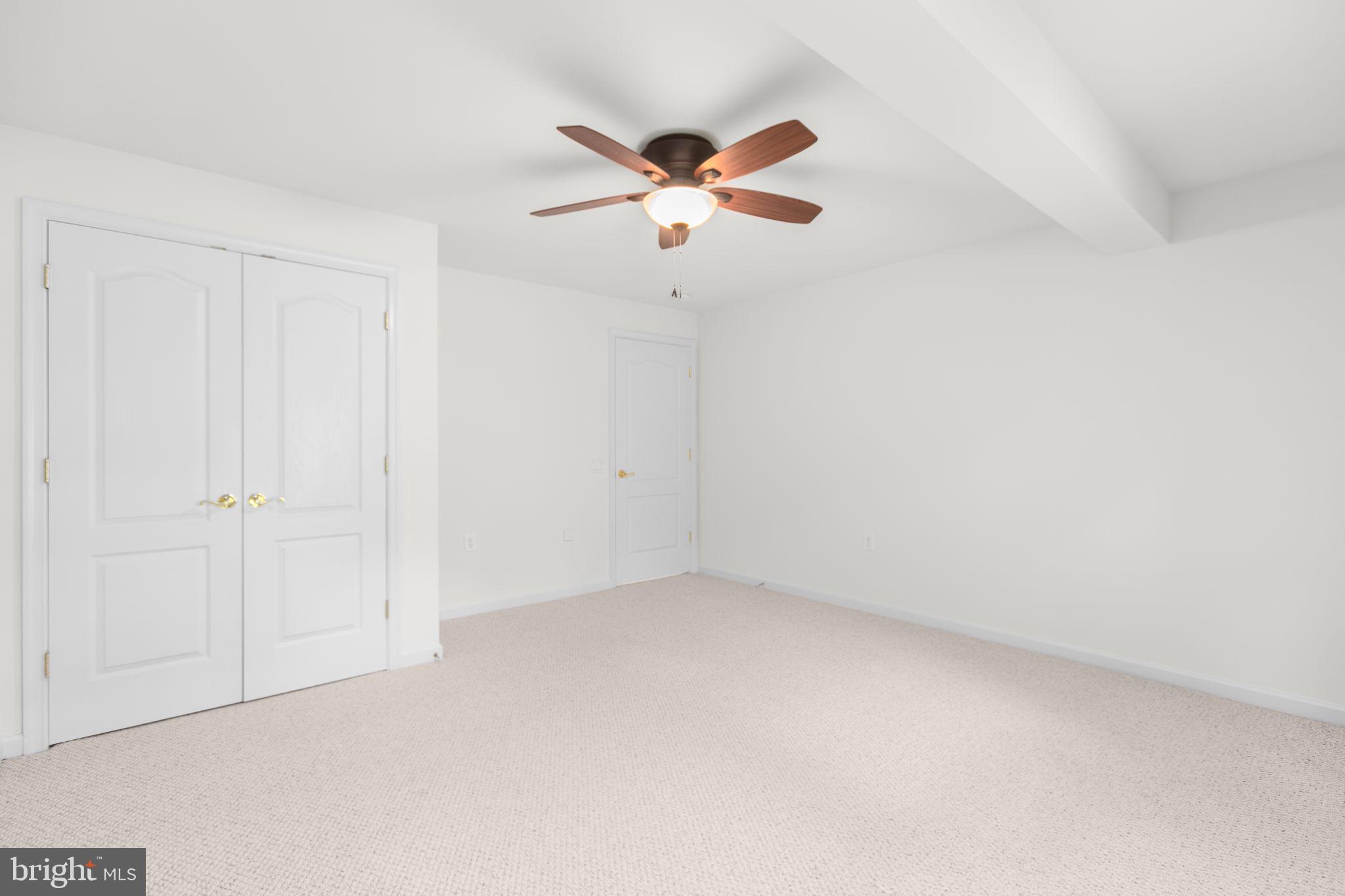 7 Covington Dr