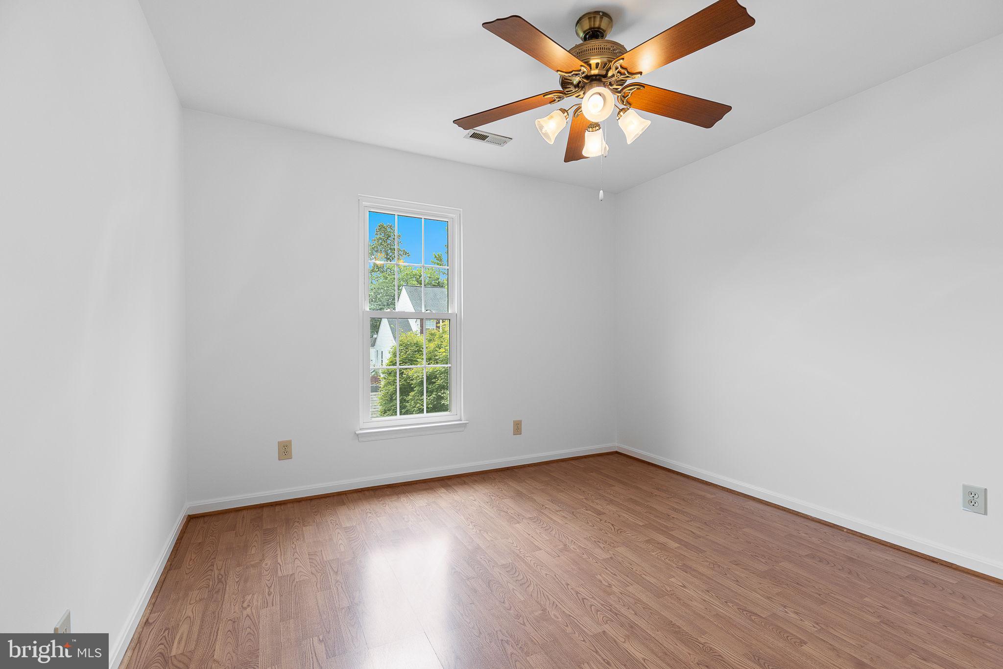 8 Westchester Ct