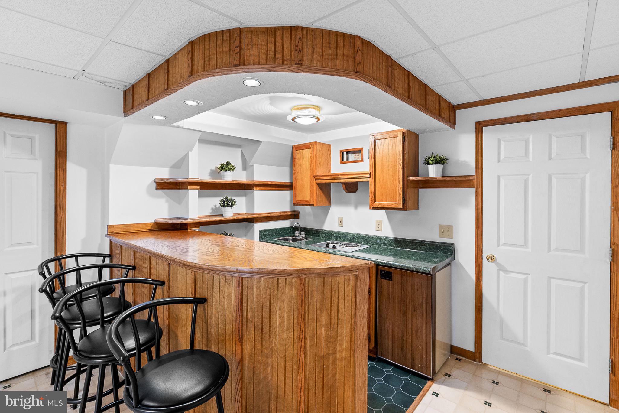 8 Westchester Ct