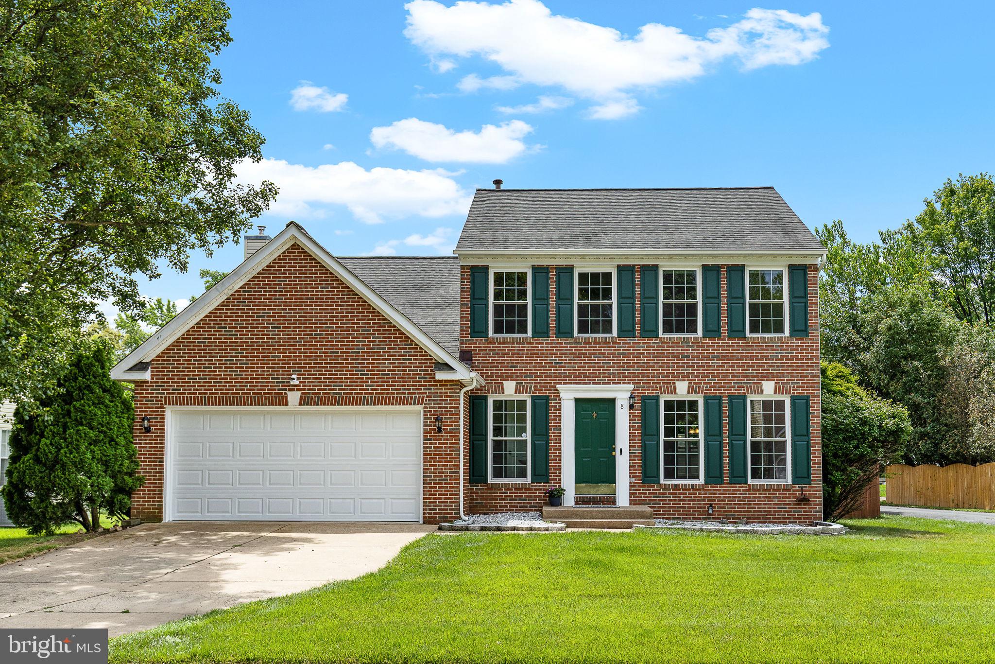 8 Westchester Ct