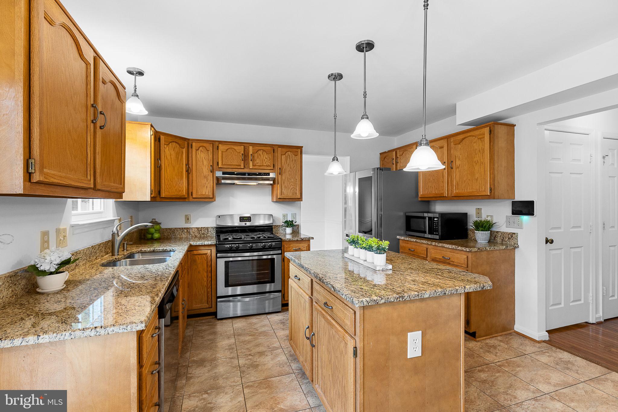 8 Westchester Ct