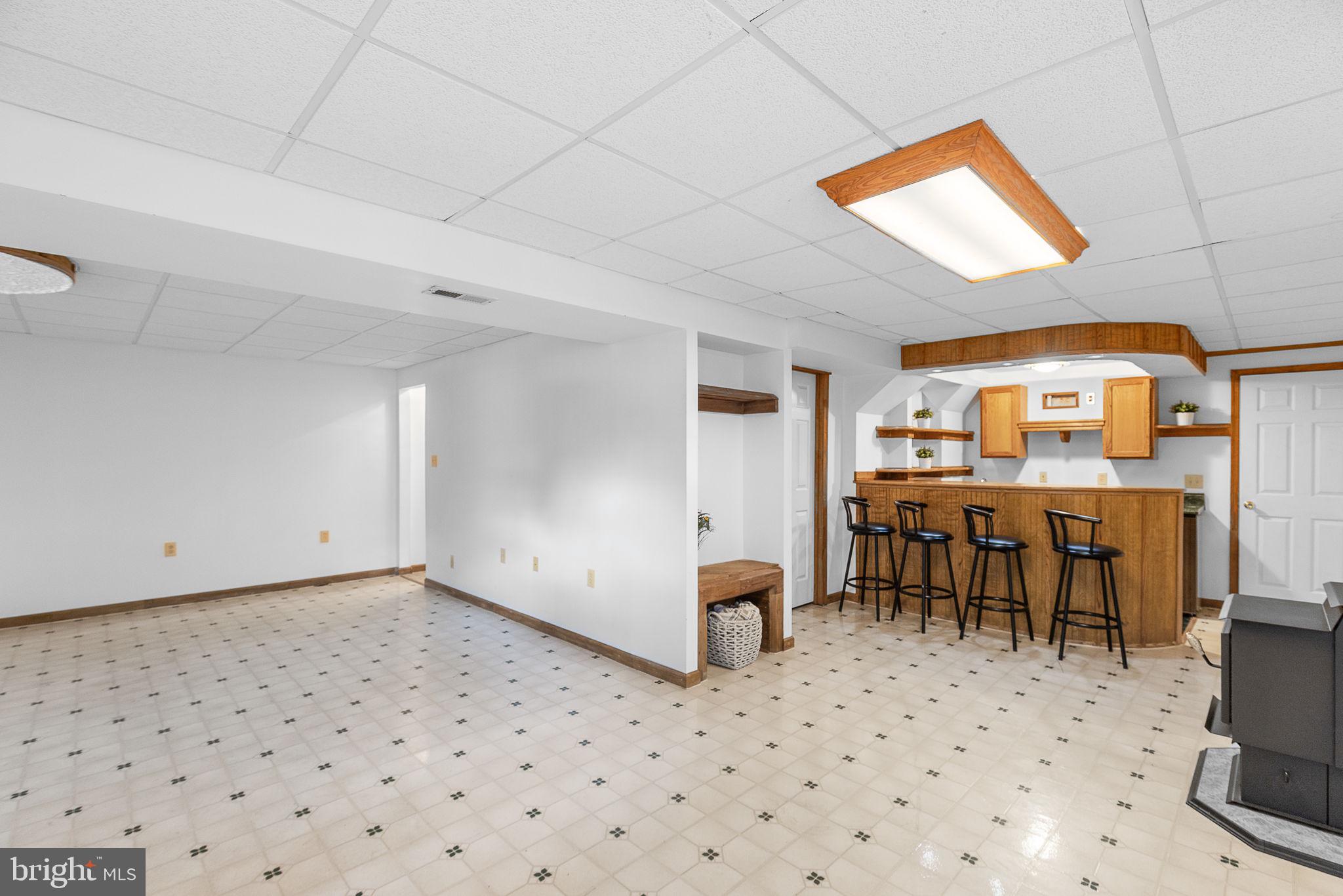8 Westchester Ct