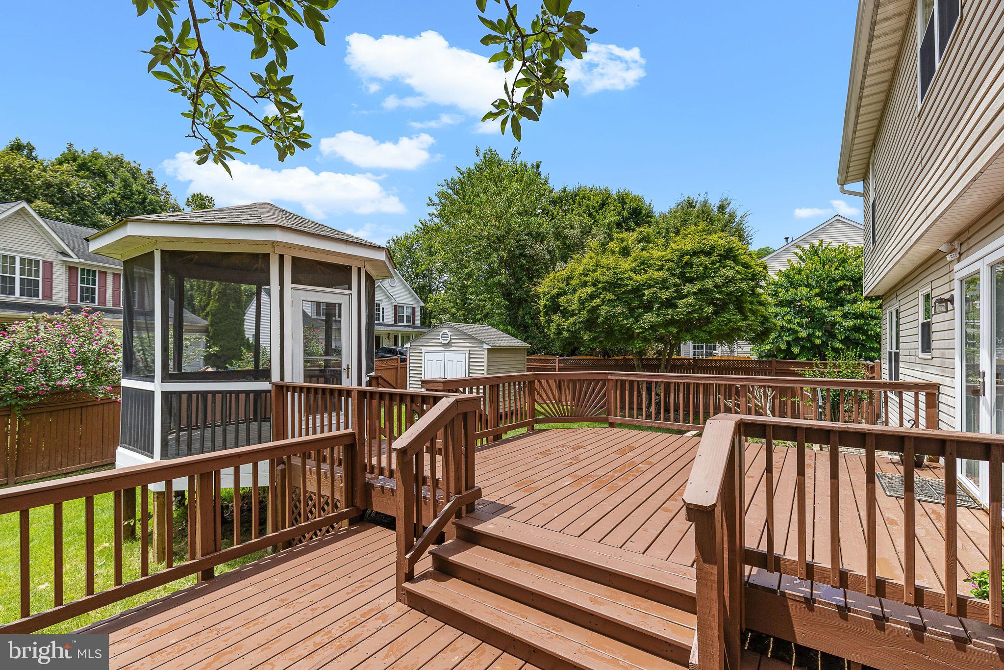 8 Westchester Ct