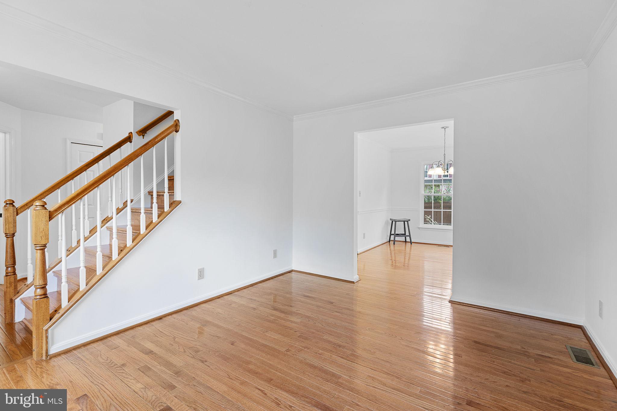 8 Westchester Ct