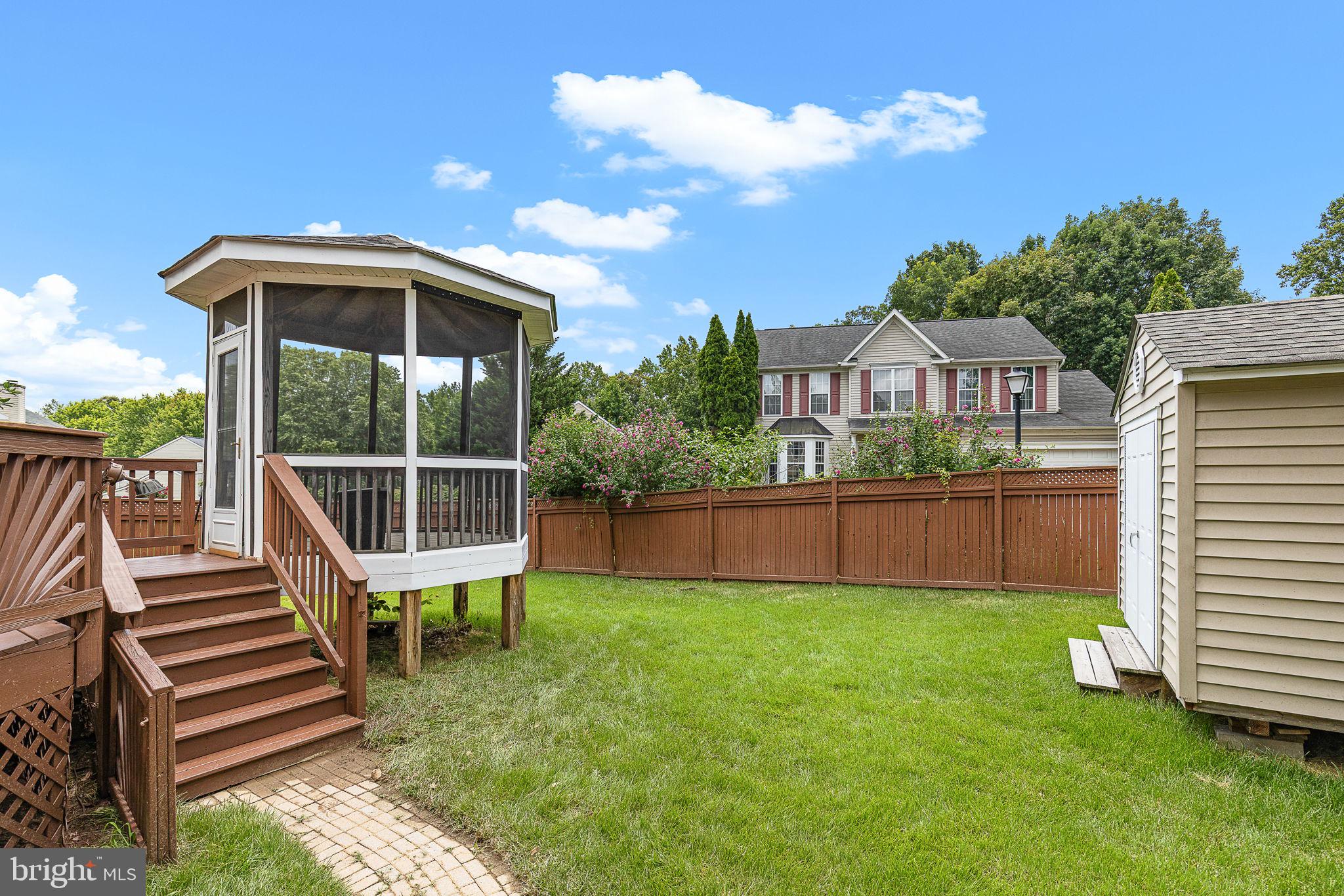 8 Westchester Ct