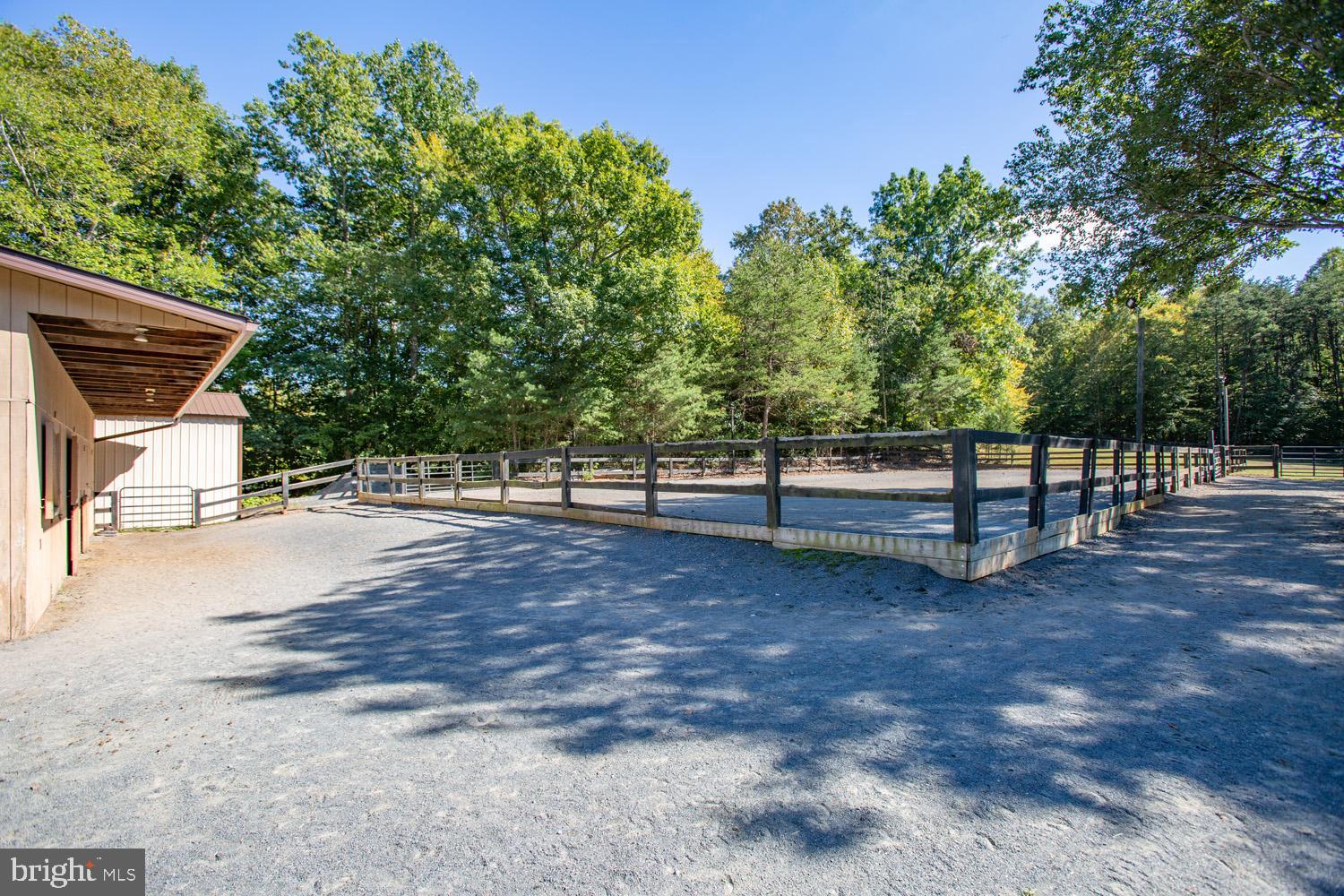 1000 QUEEN ANNE DRIVE