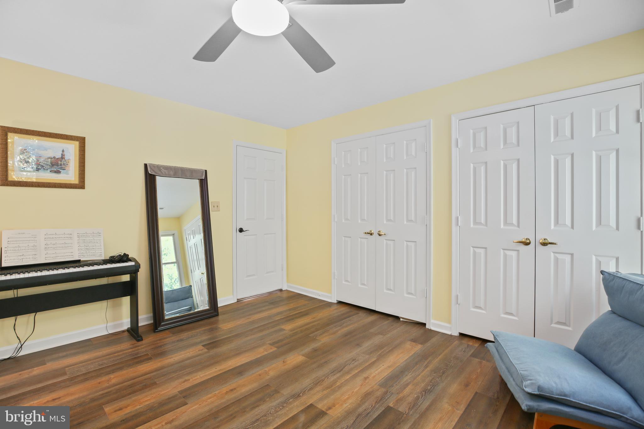 1000 QUEEN ANNE DRIVE