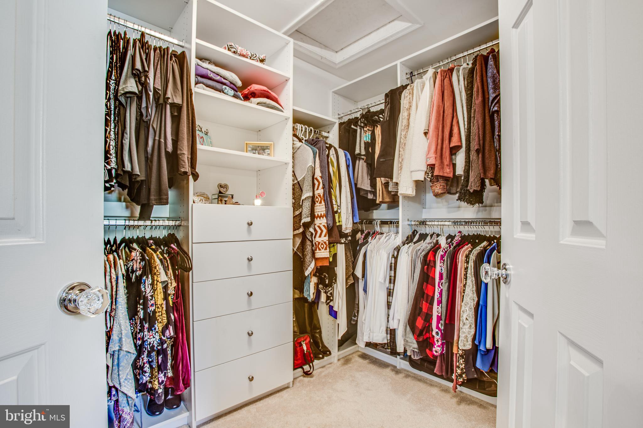 1000 QUEEN ANNE DRIVE