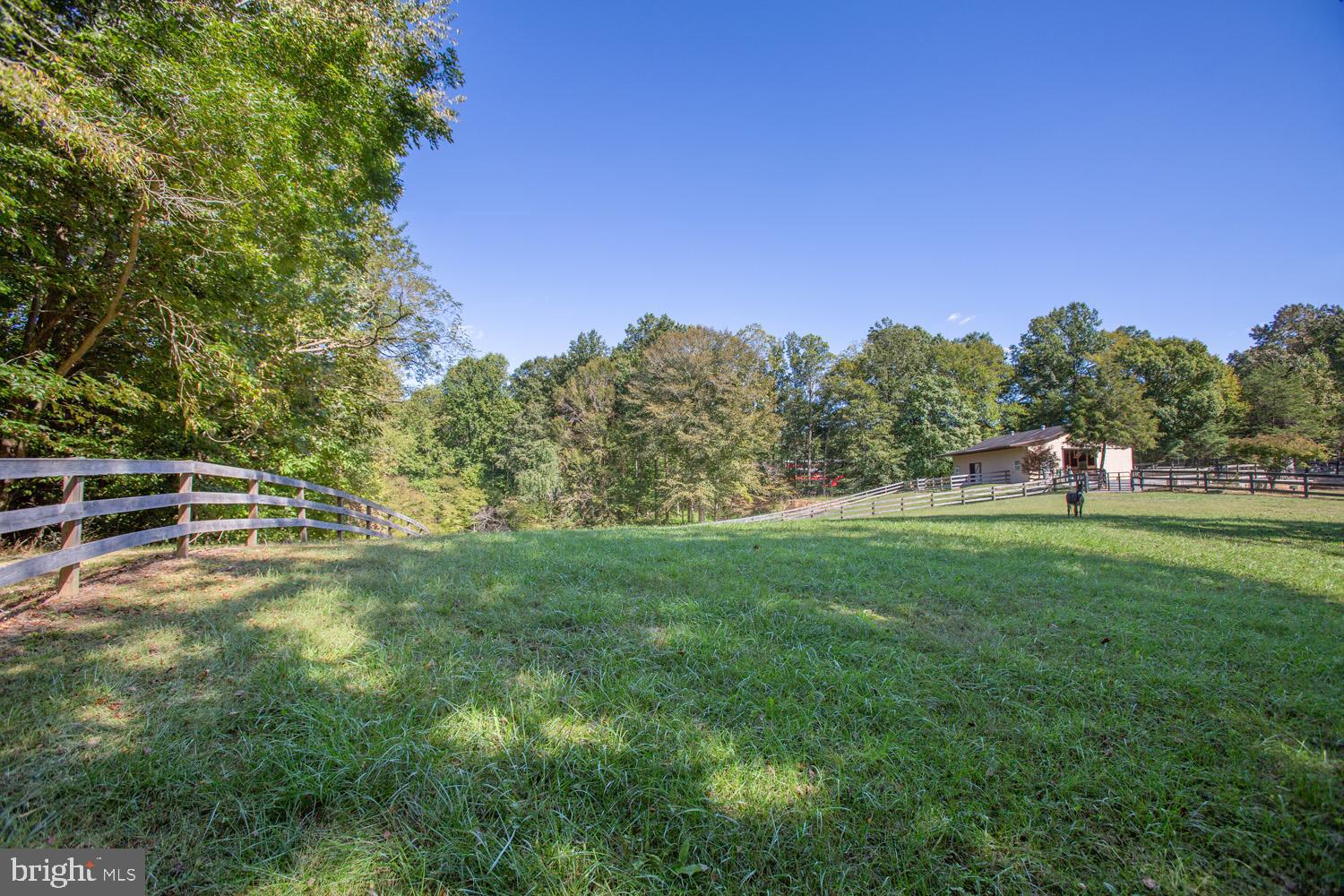 1000 QUEEN ANNE DRIVE