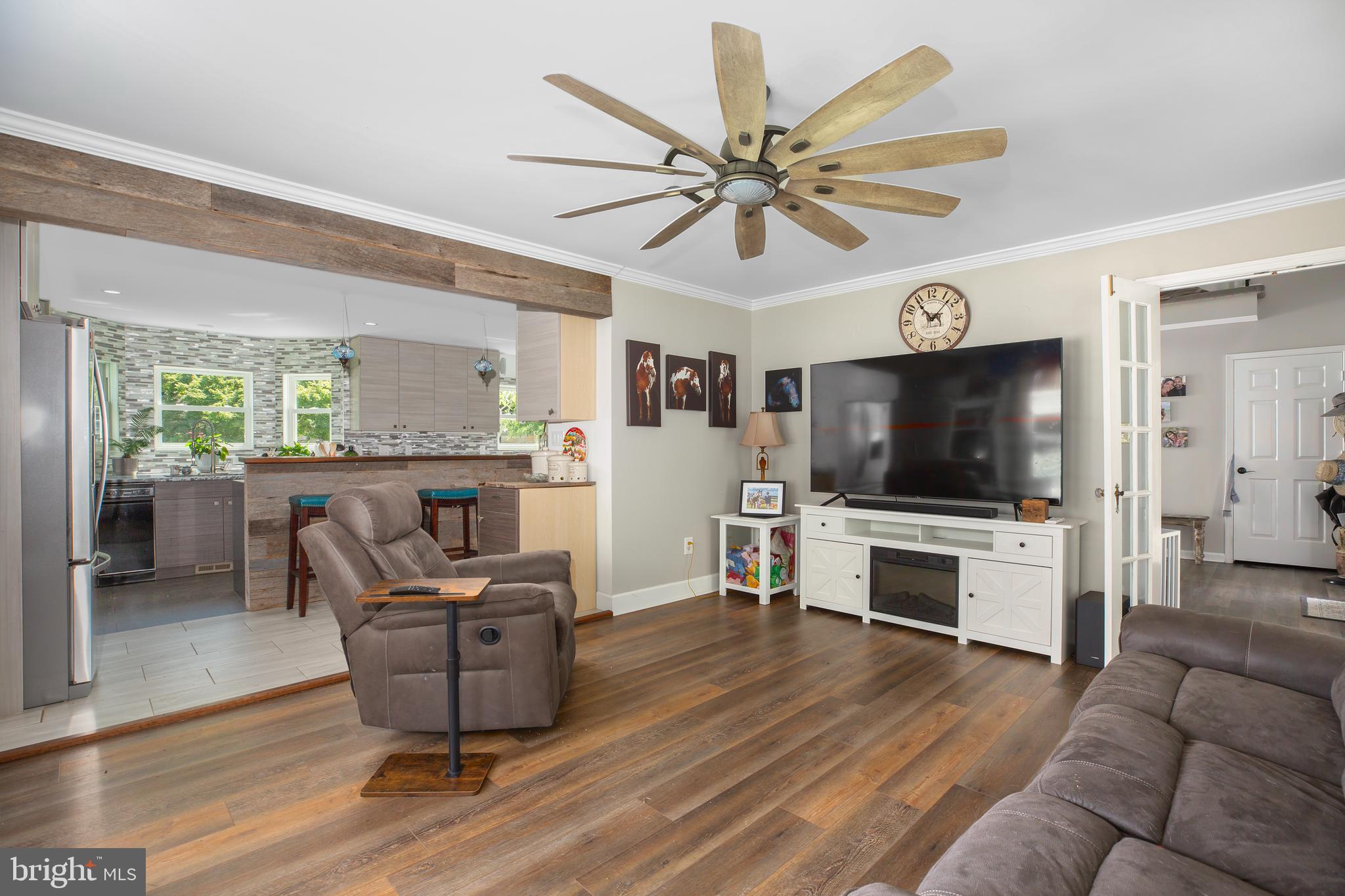 1000 QUEEN ANNE DRIVE