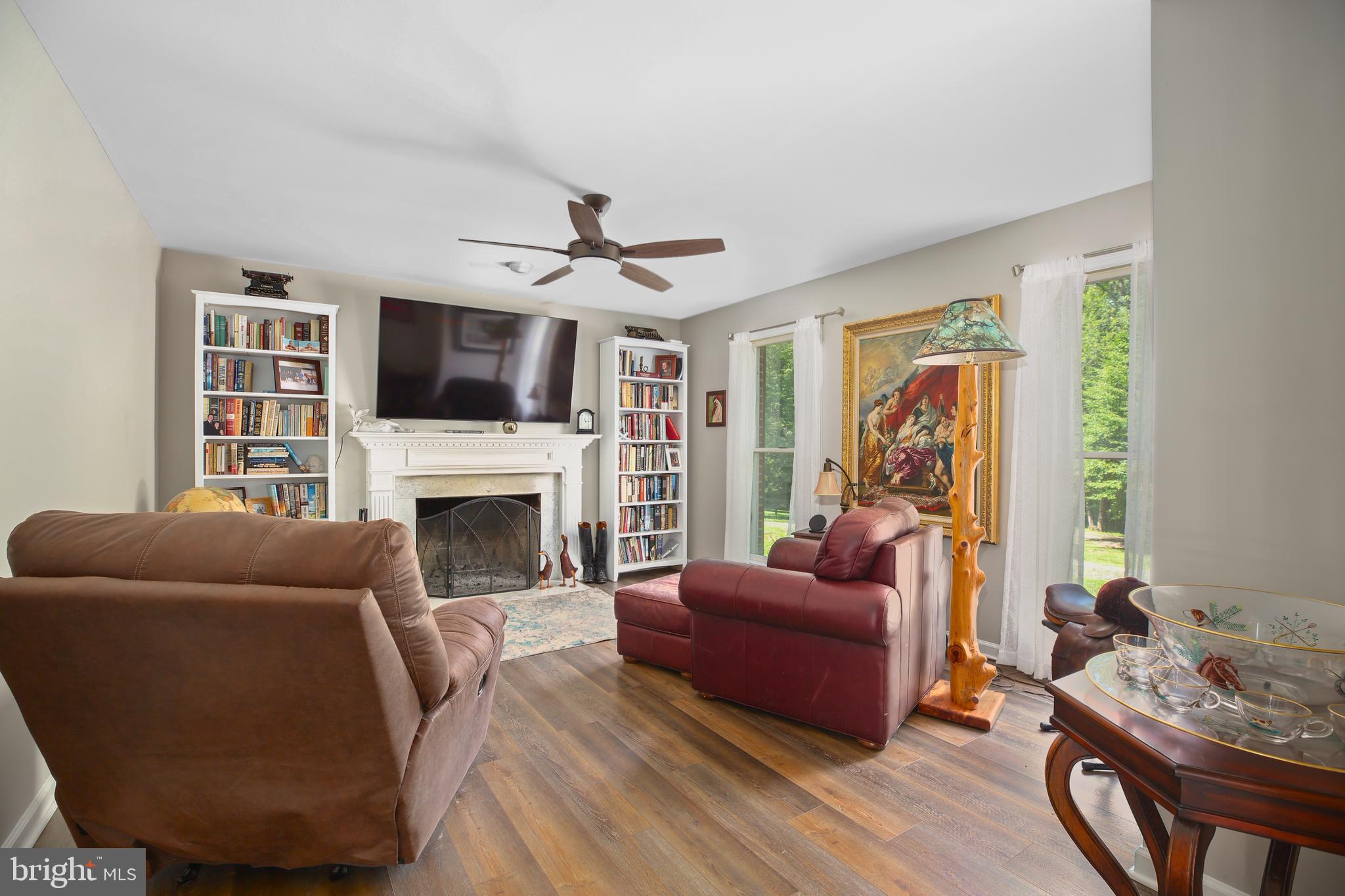 1000 QUEEN ANNE DRIVE