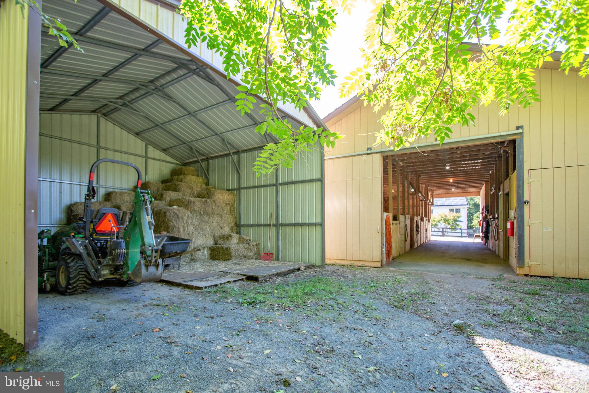 1000 QUEEN ANNE DRIVE