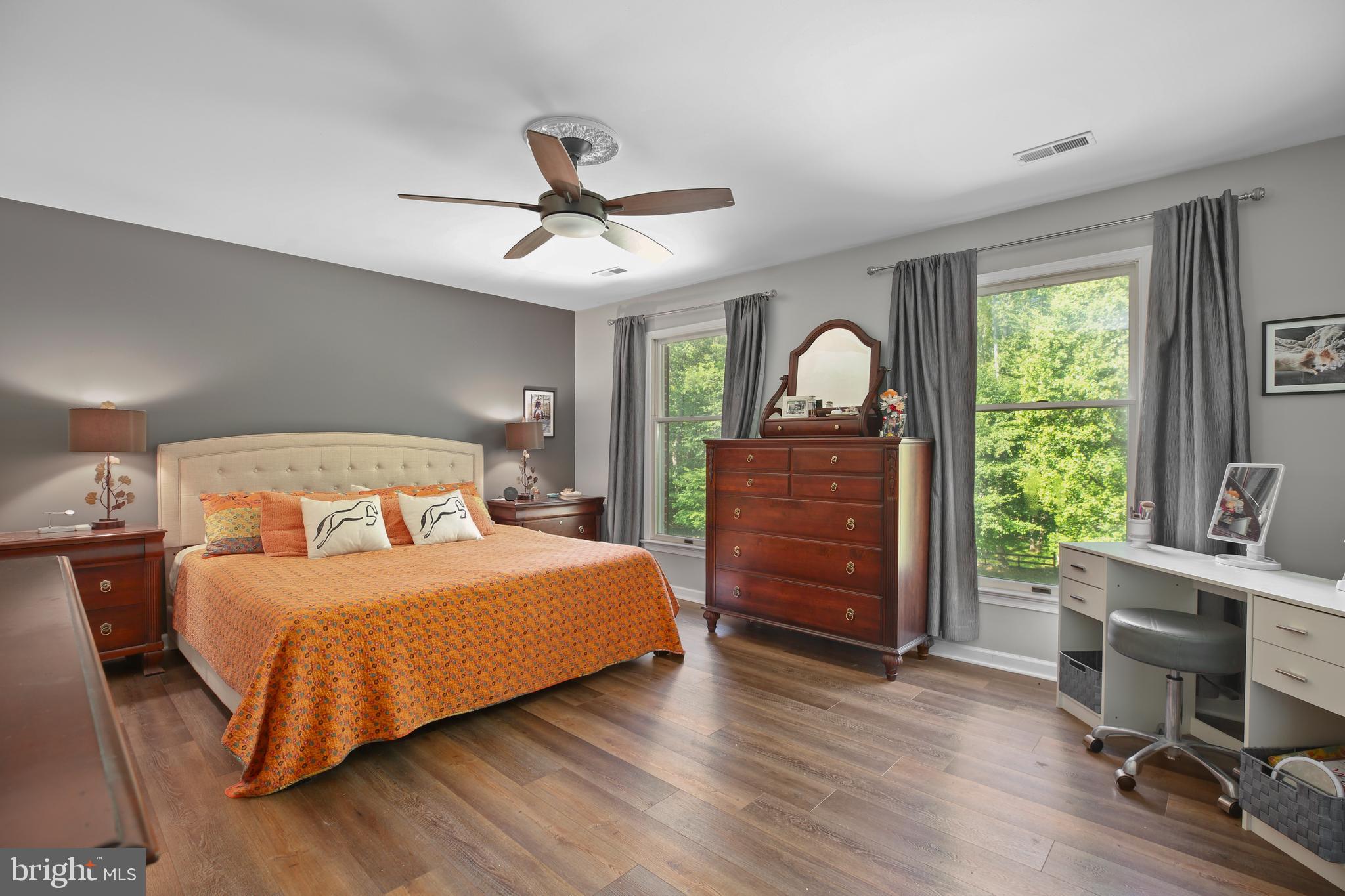 1000 QUEEN ANNE DRIVE