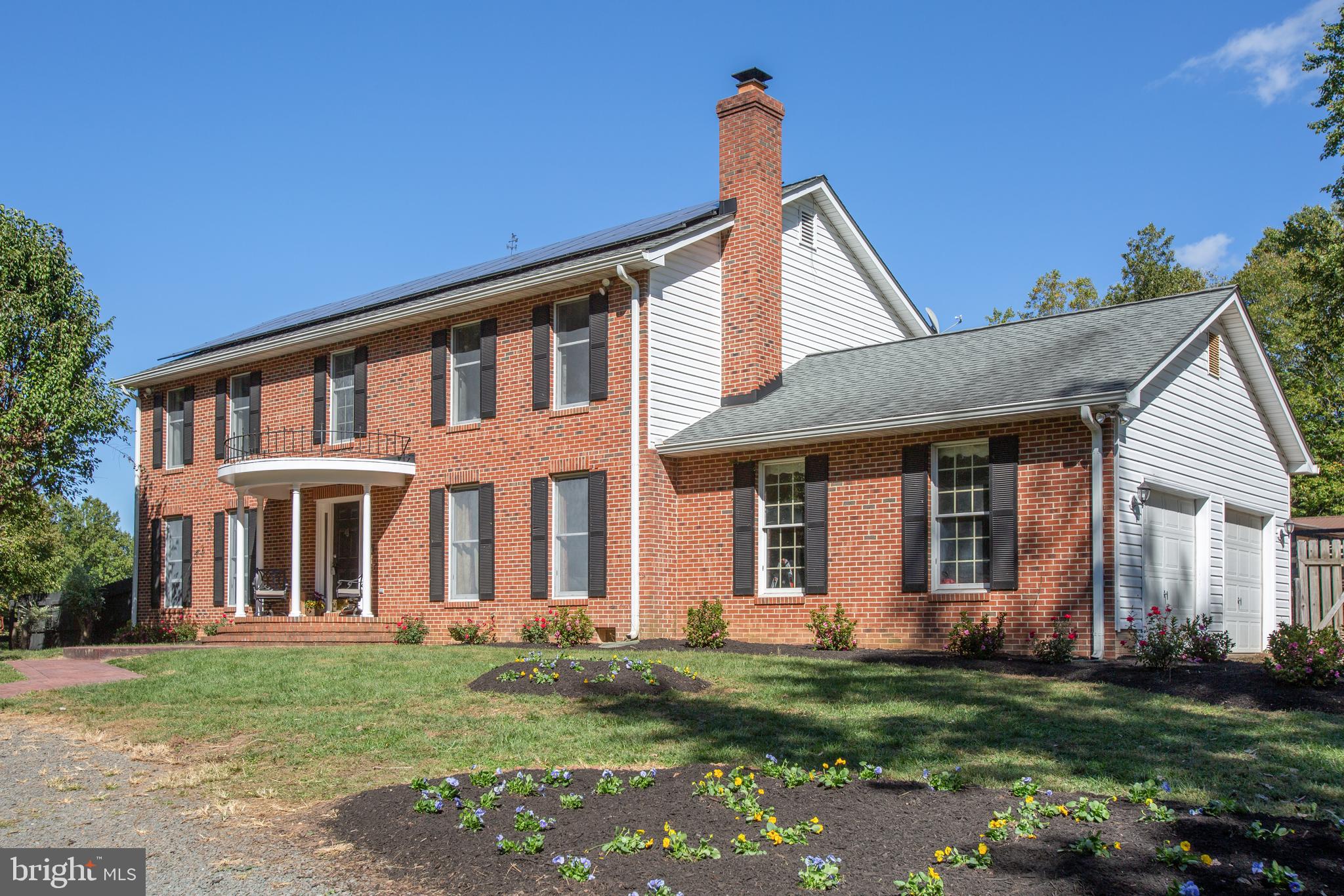 1000 QUEEN ANNE DRIVE