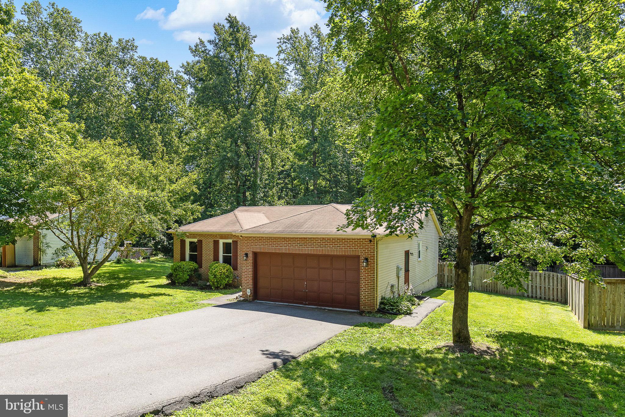 208 Greenspring Dr