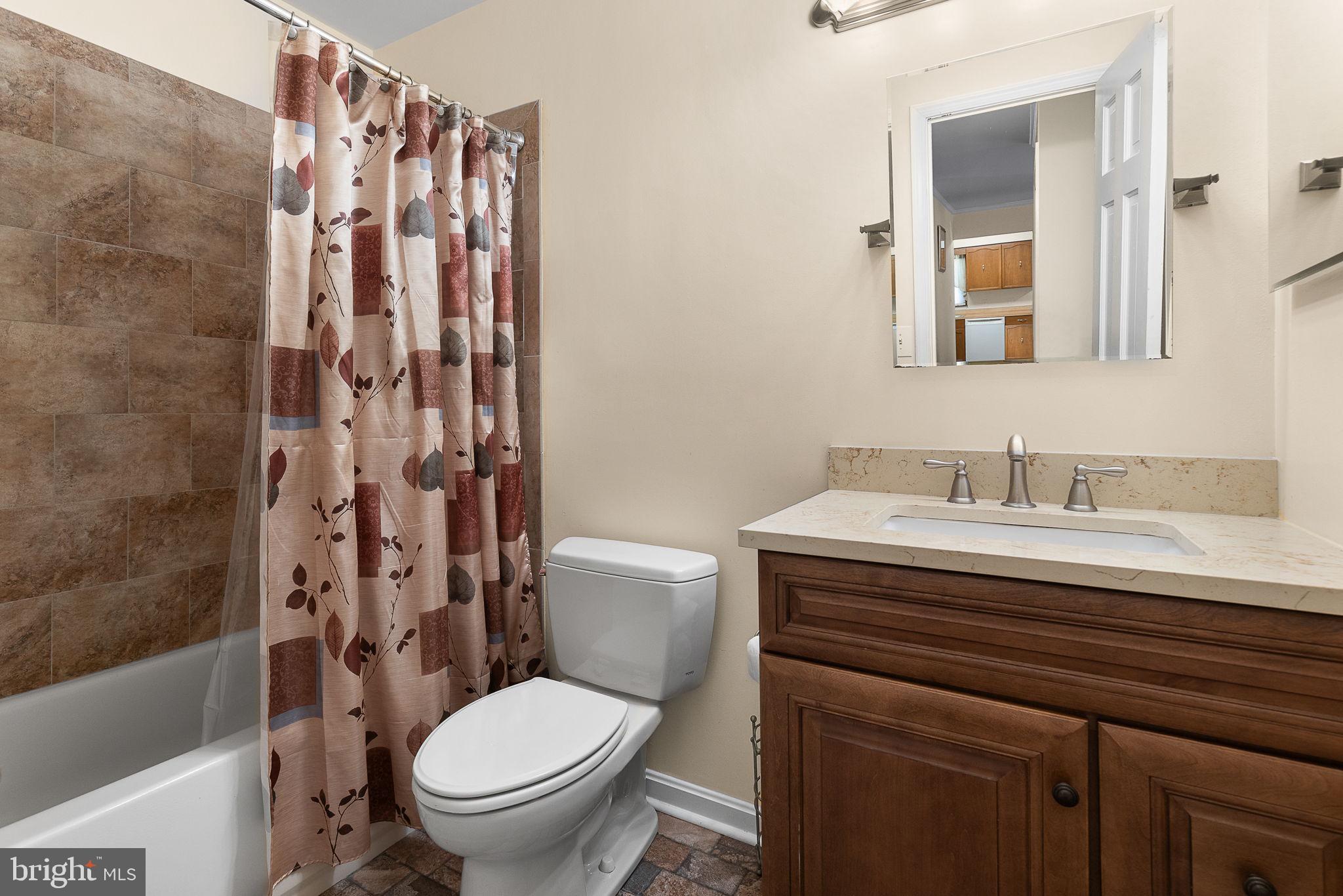 208 Greenspring Dr