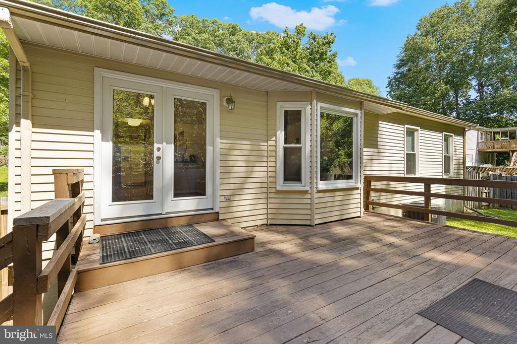 208 Greenspring Dr