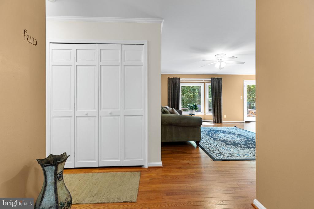 208 Greenspring Dr