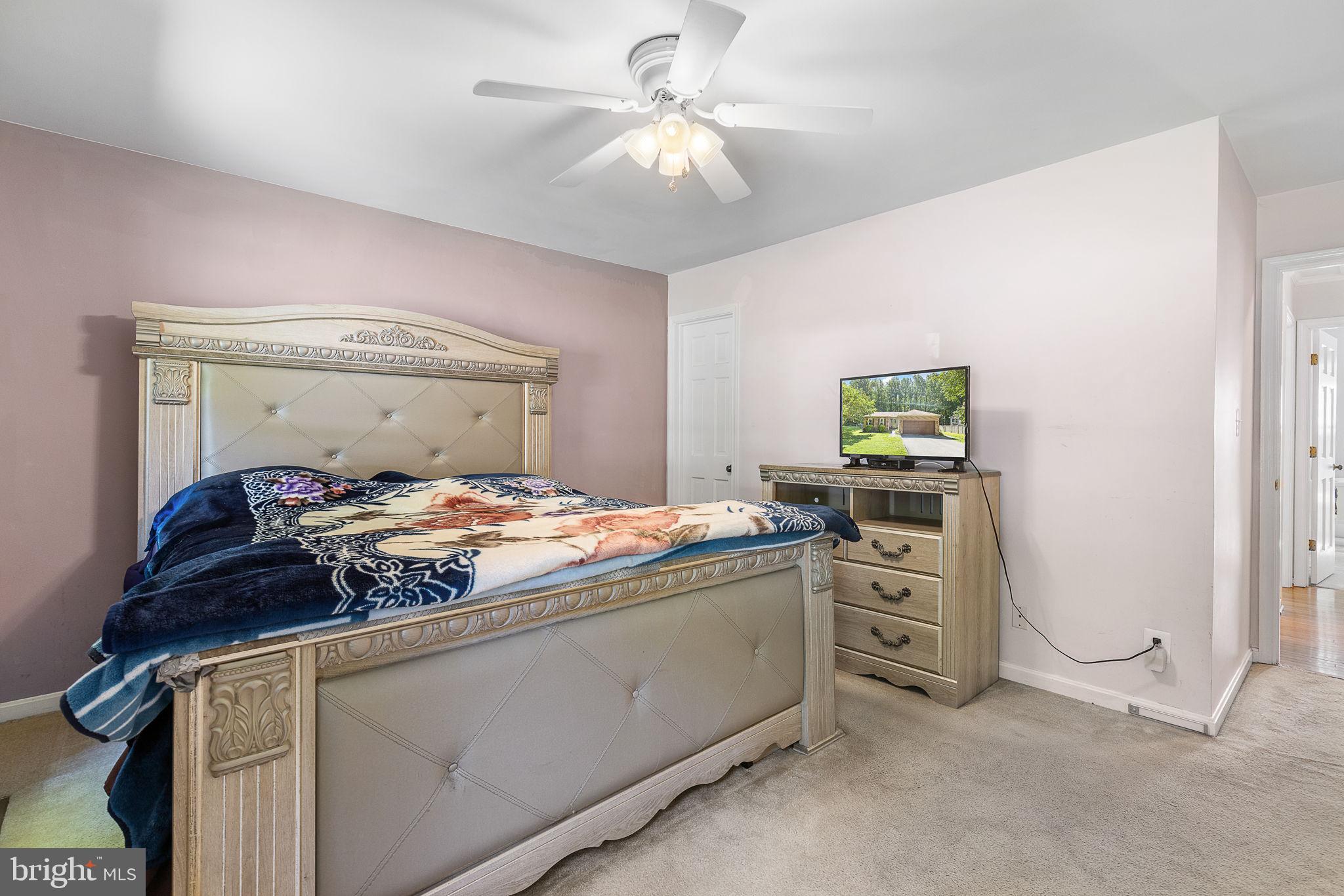 208 Greenspring Dr