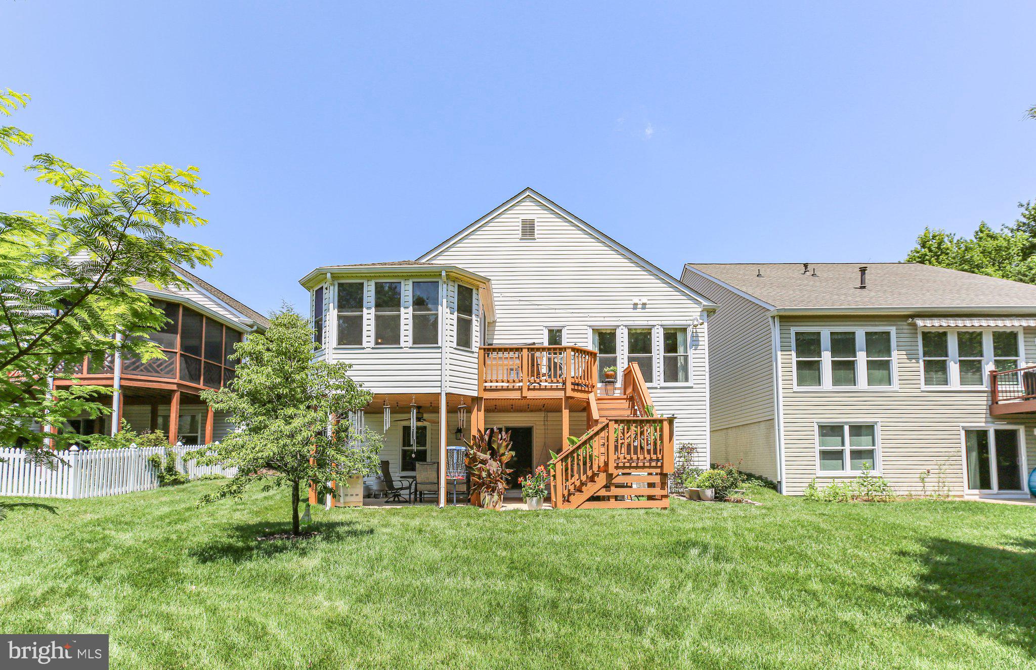 6 Sugargrove Dr
