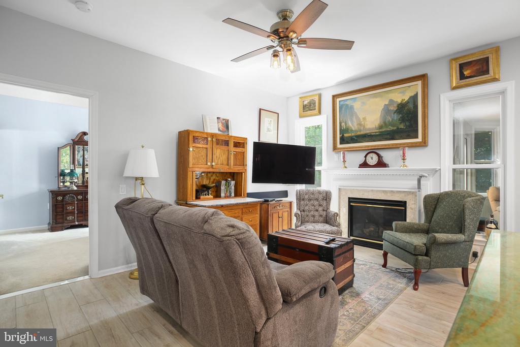 6 Sugargrove Dr