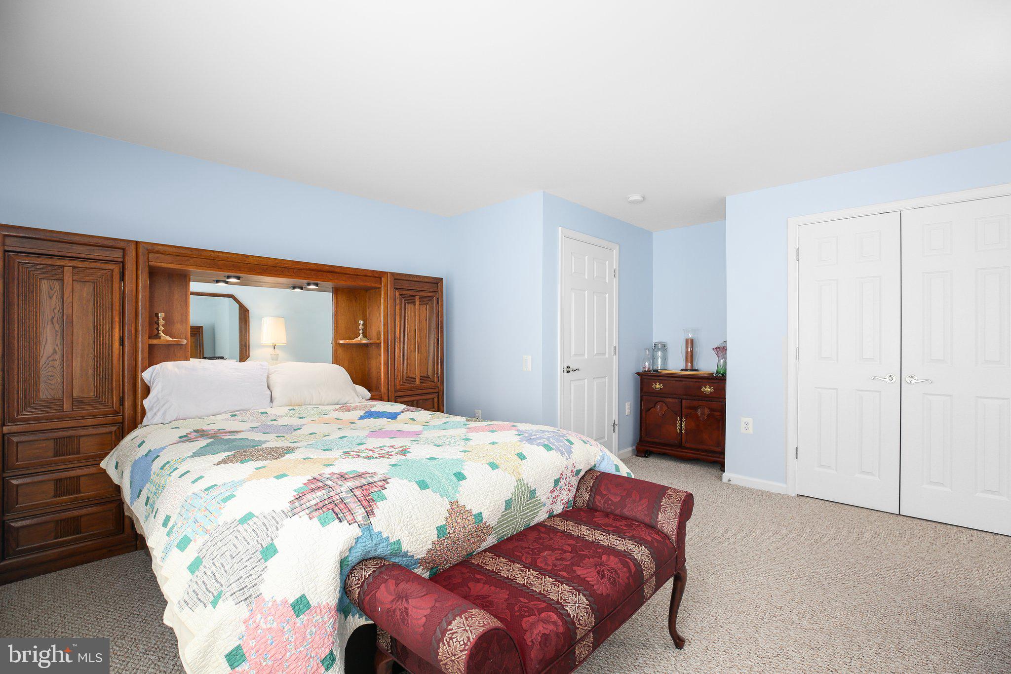 6 Sugargrove Dr
