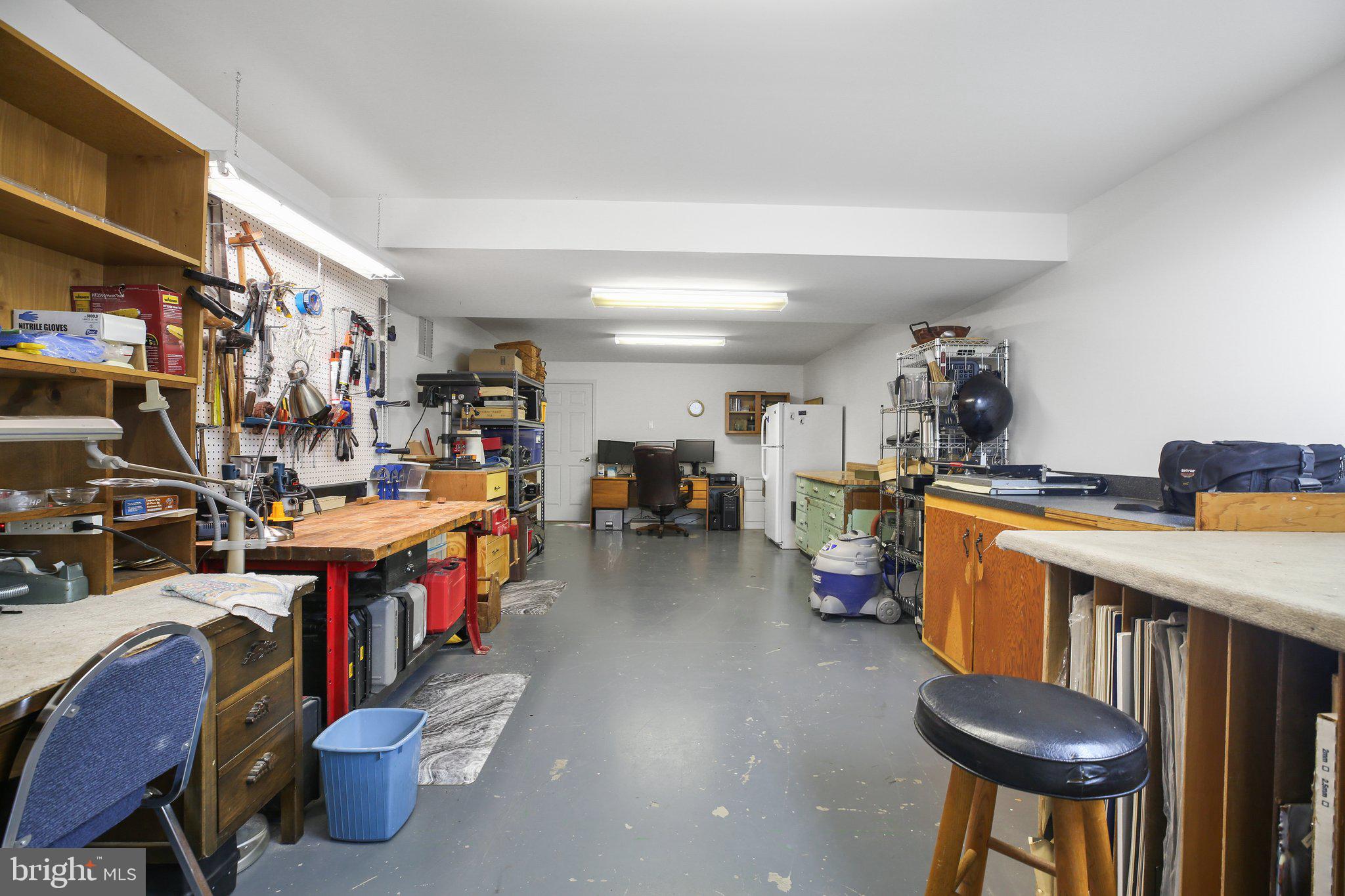 6 Sugargrove Dr