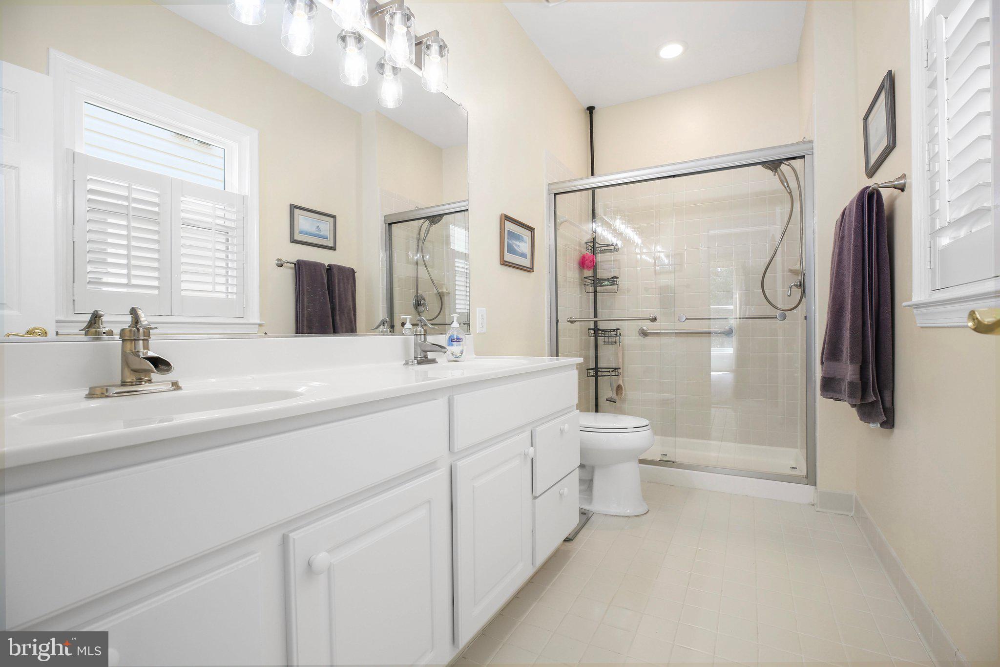 6 Sugargrove Dr