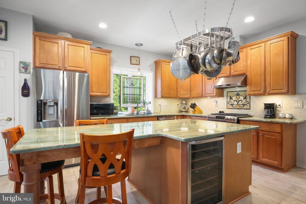 6 Sugargrove Dr