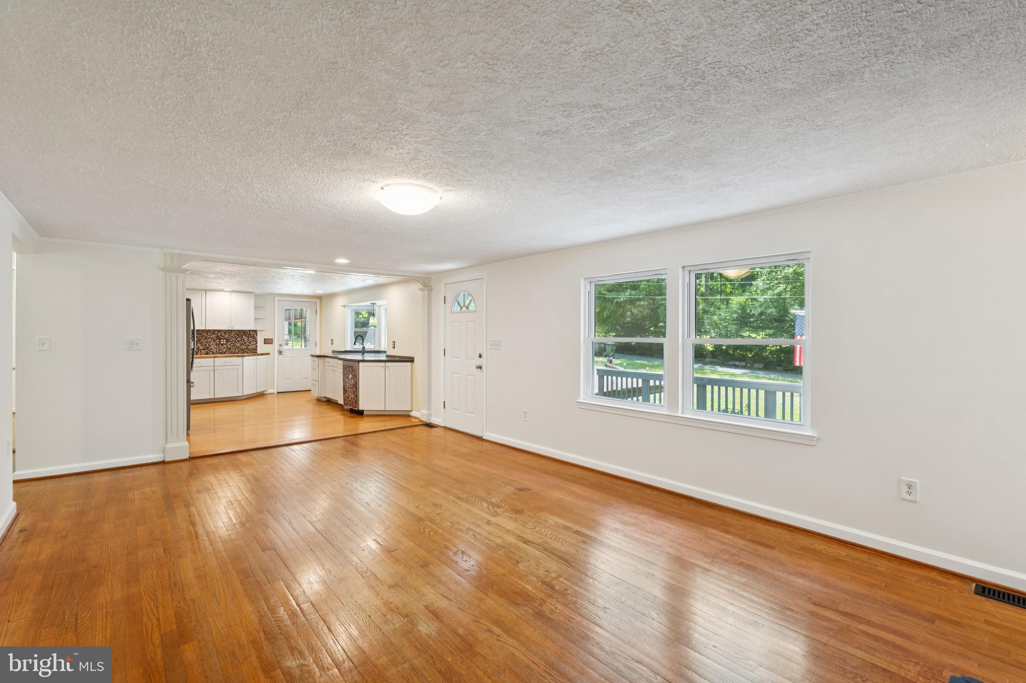 130 Longview Dr