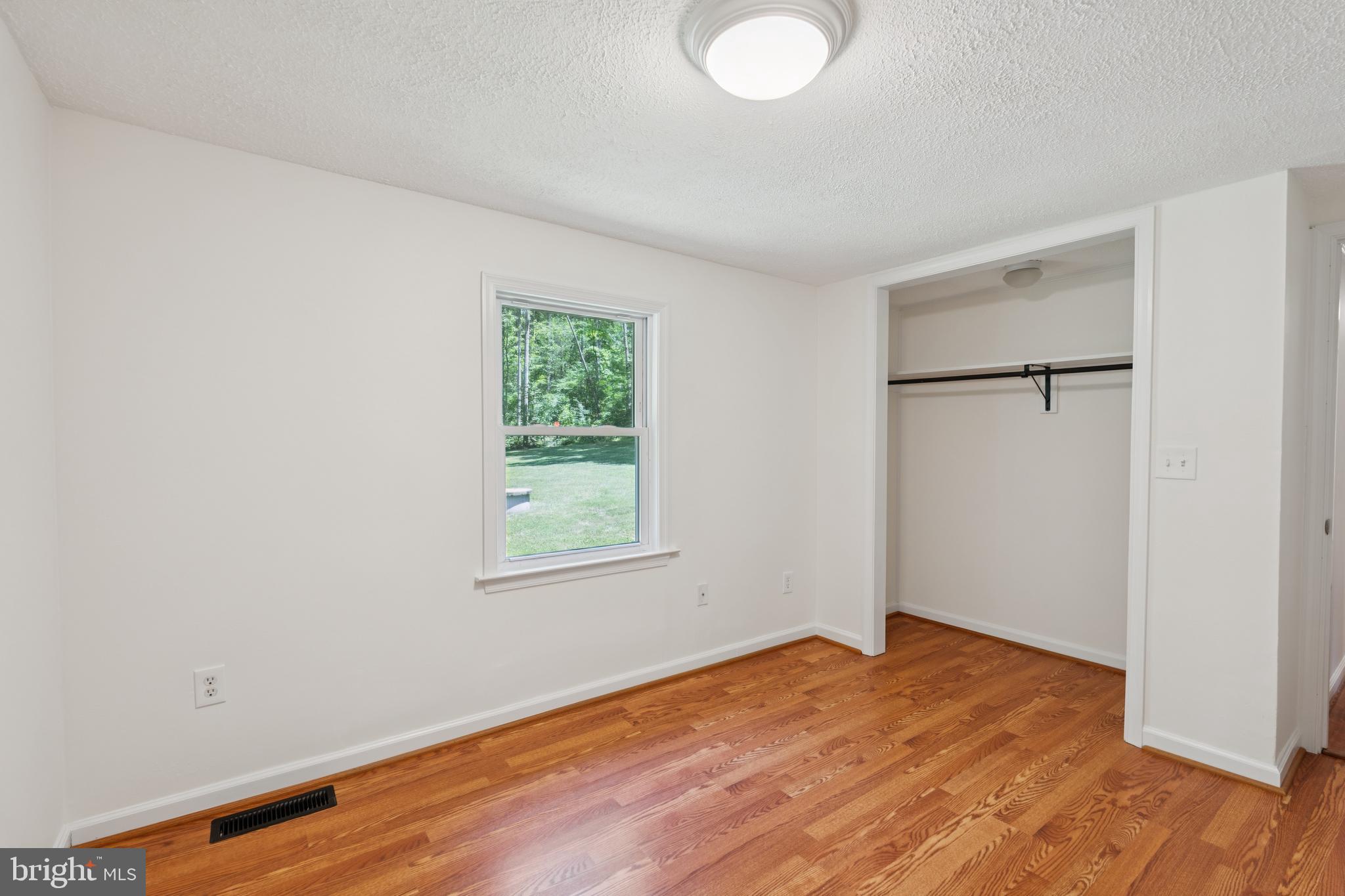 130 Longview Dr