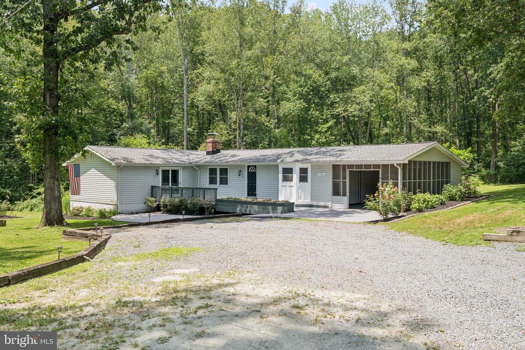 130 Longview Dr