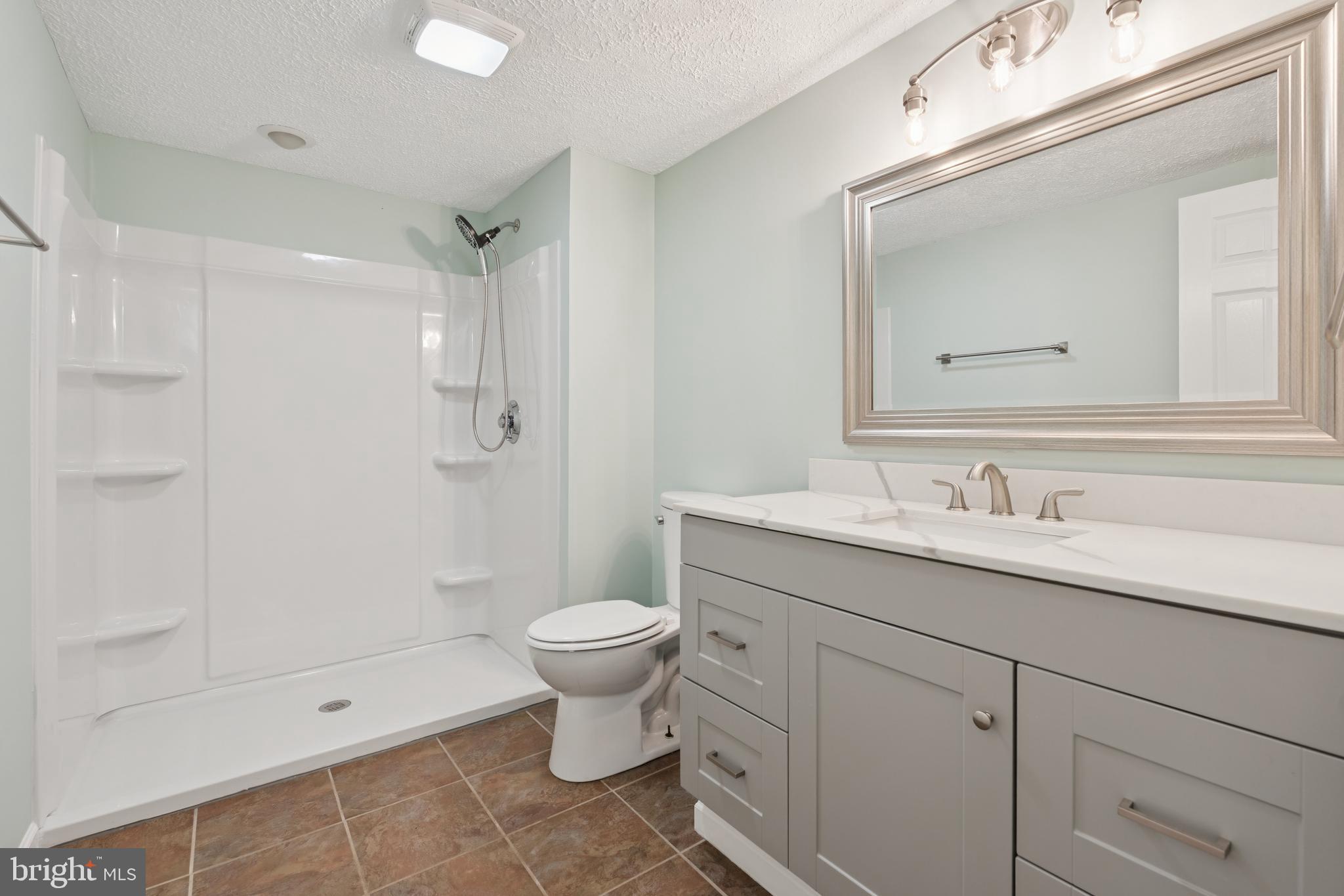 130 Longview Dr