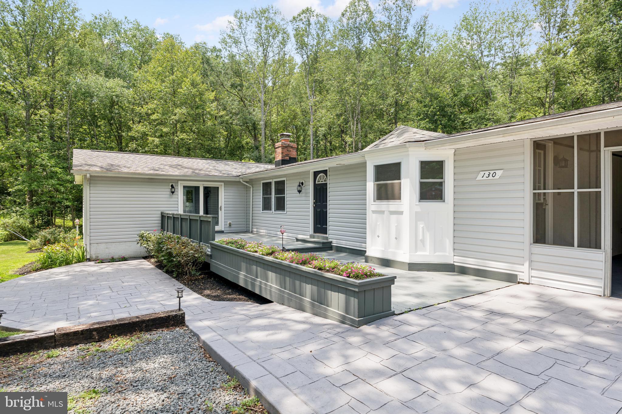 130 Longview Dr