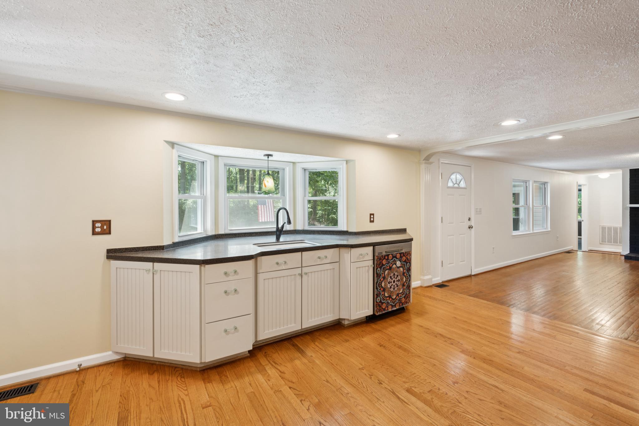 130 Longview Dr