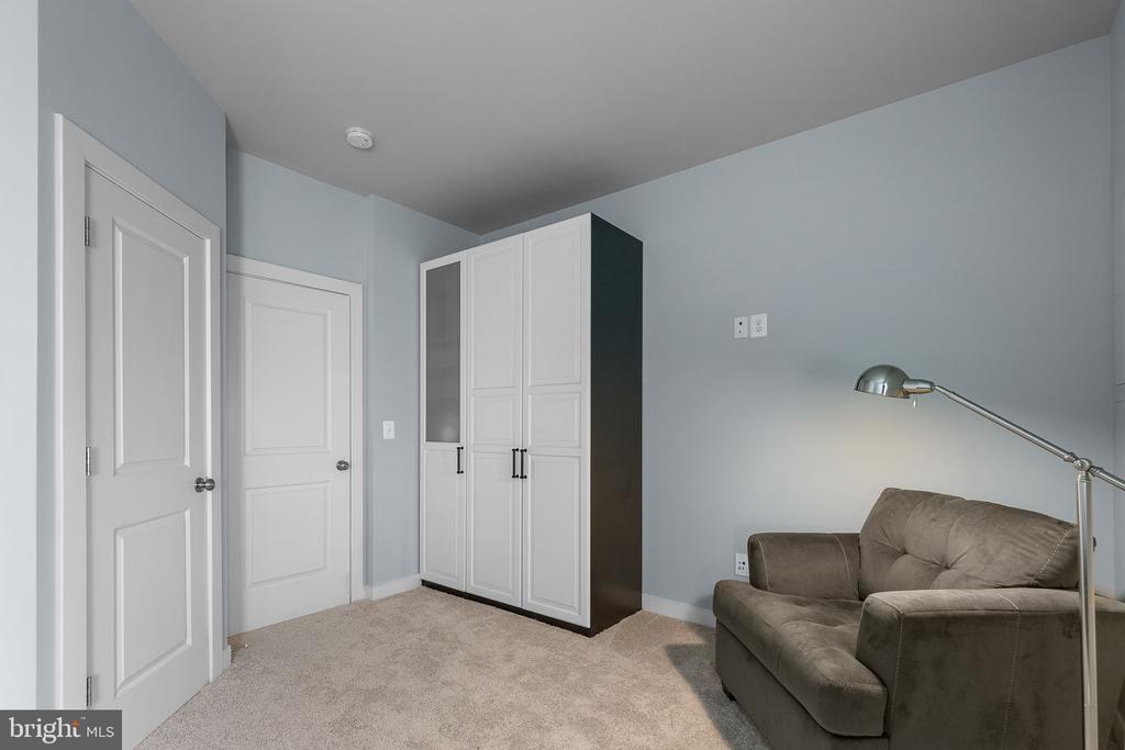 111 Saginaw Dr