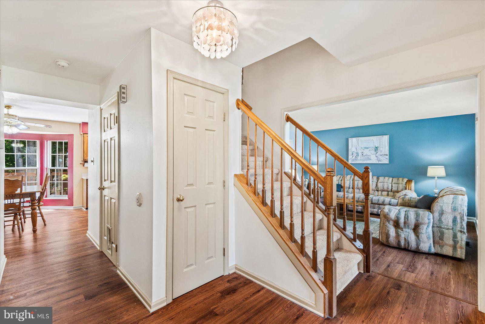 7 Fieldstone Ct