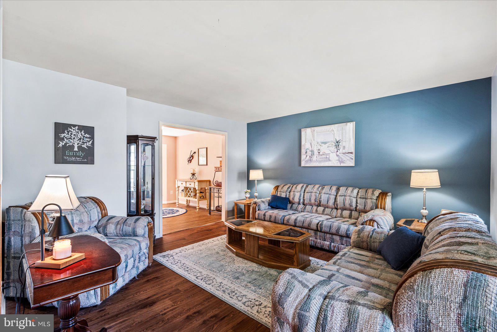 7 Fieldstone Ct