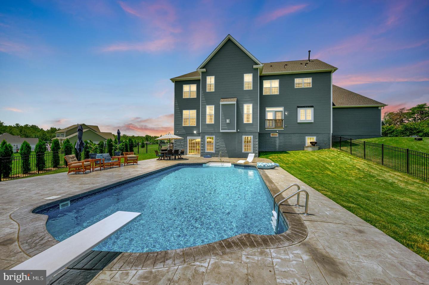 1020 Fila Ct