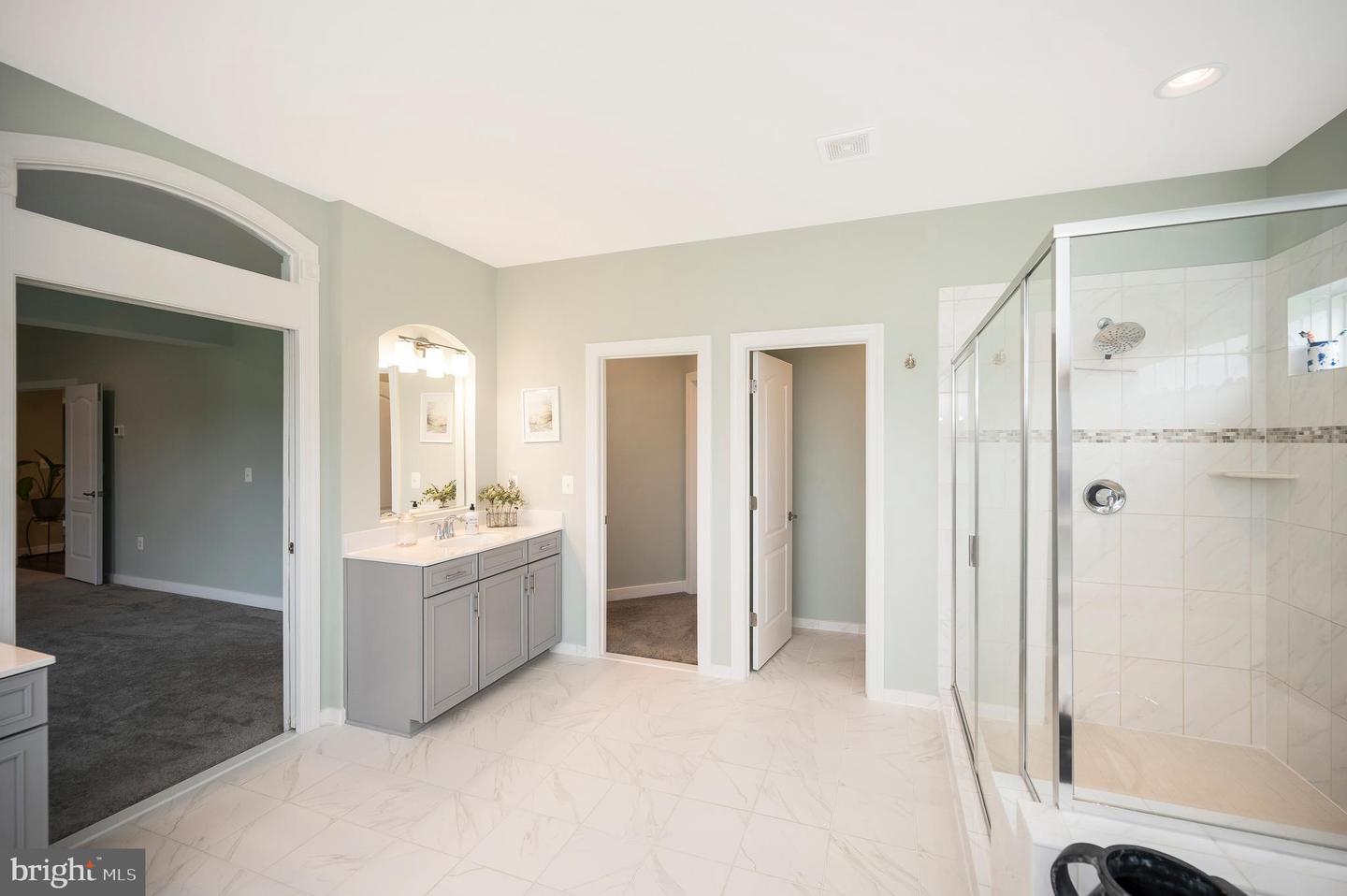 1020 Fila Ct