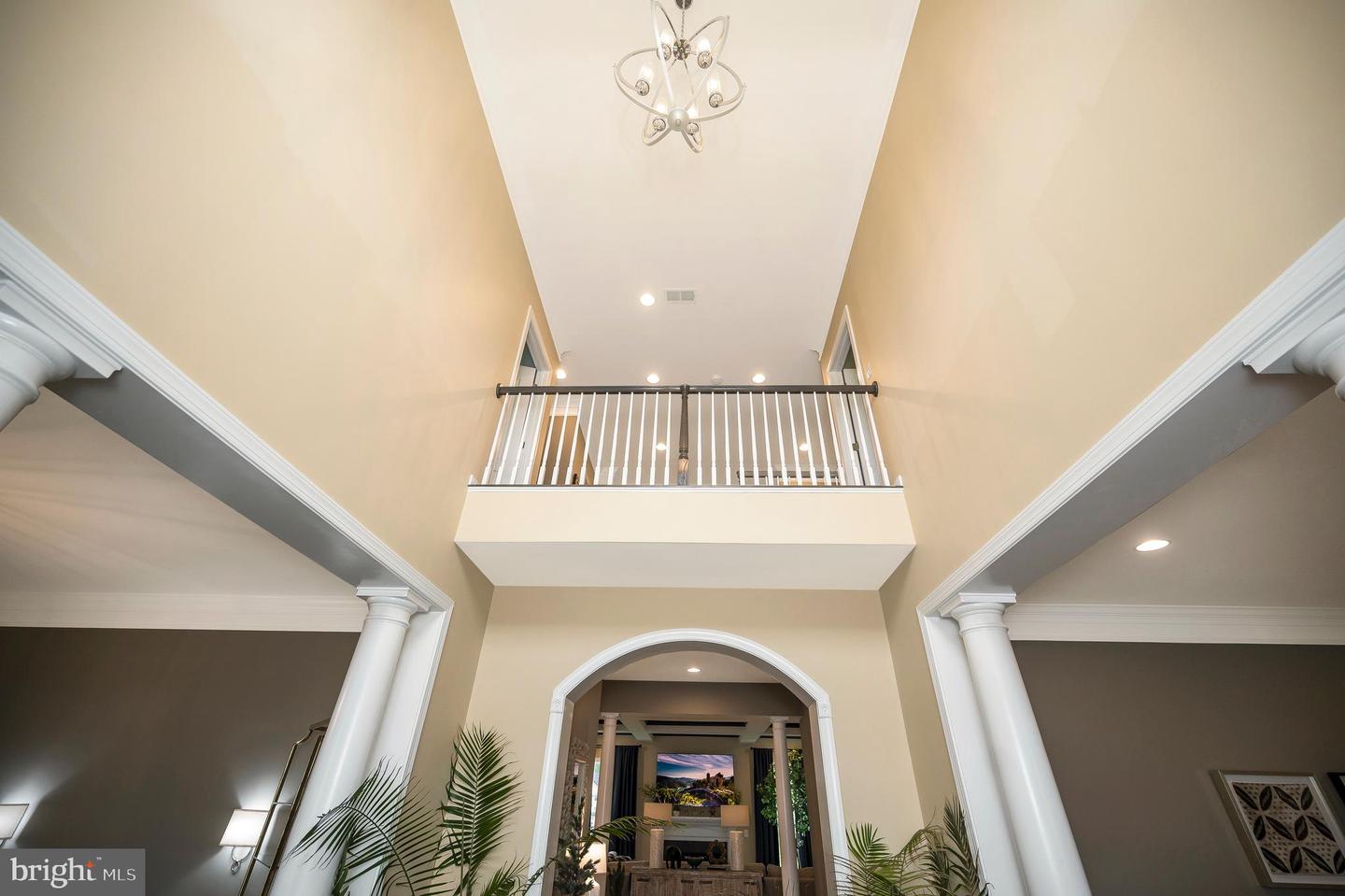 1020 Fila Ct