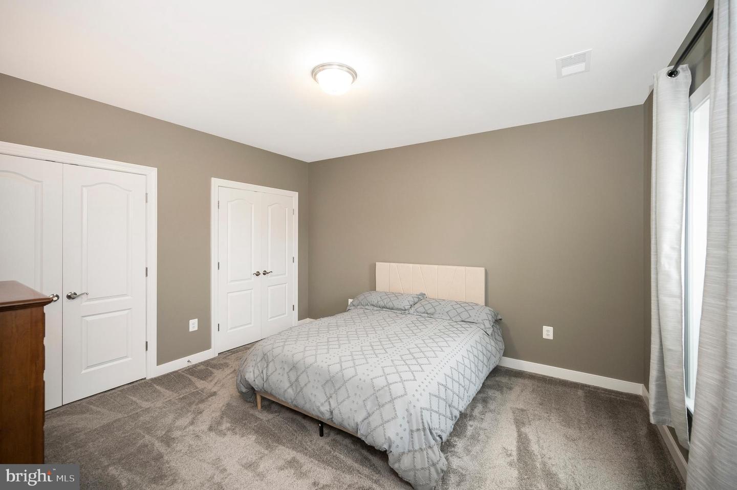 1020 Fila Ct