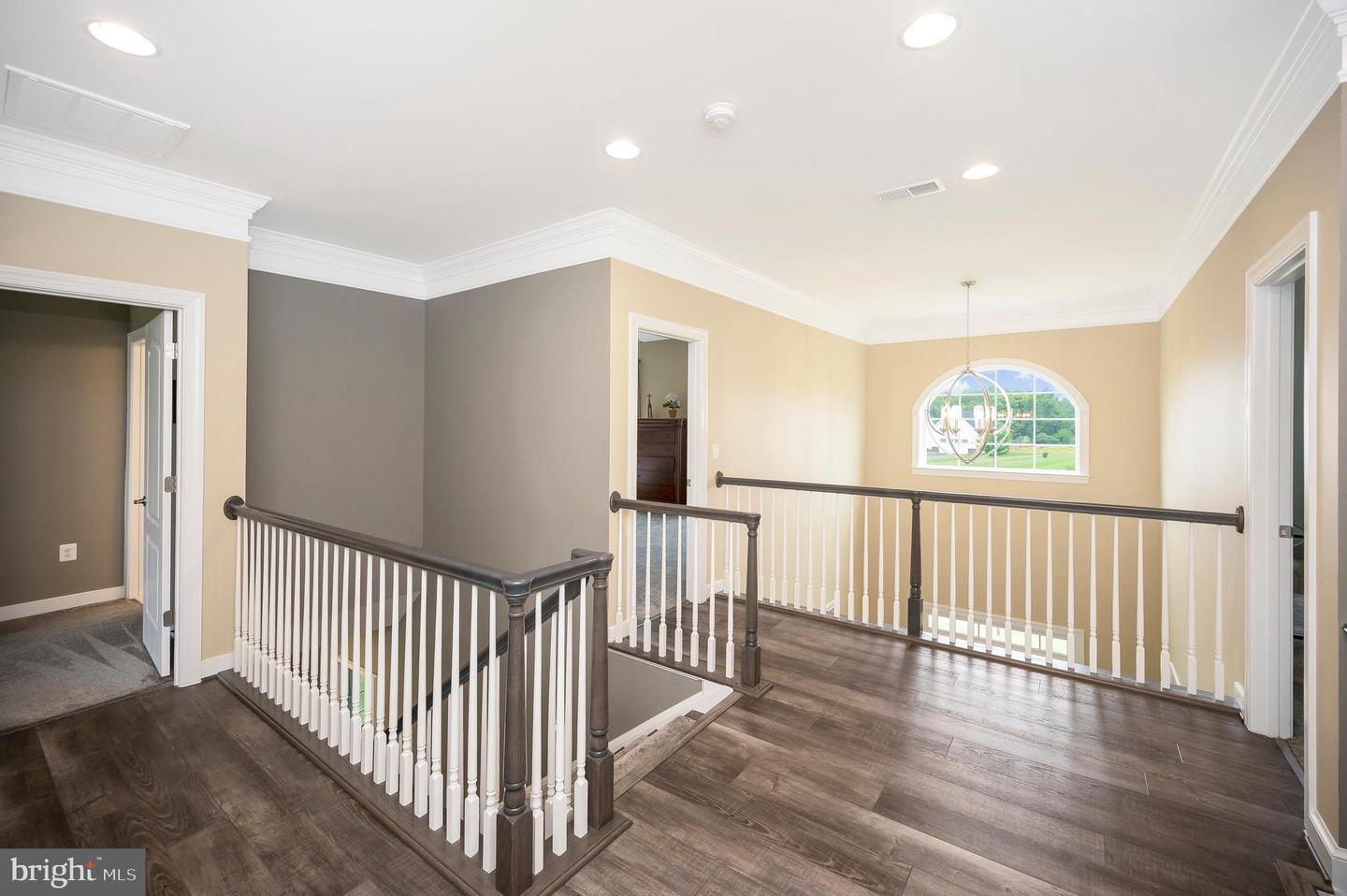 1020 Fila Ct