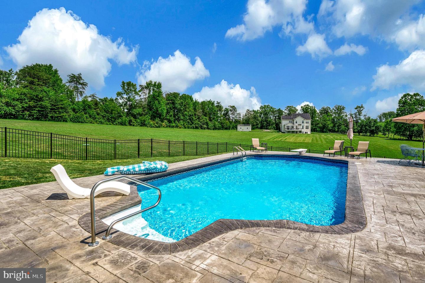 1020 Fila Ct