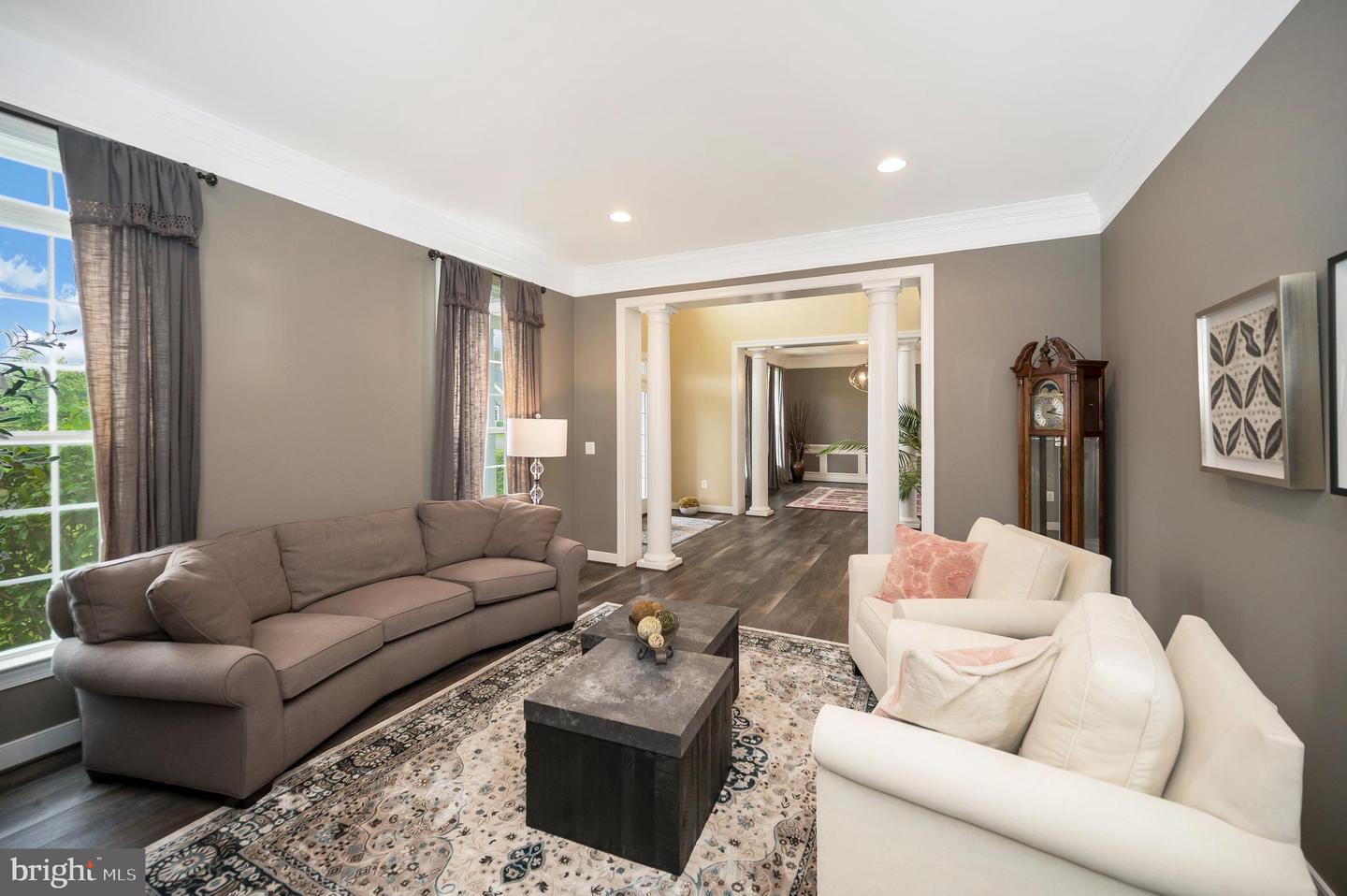 1020 Fila Ct