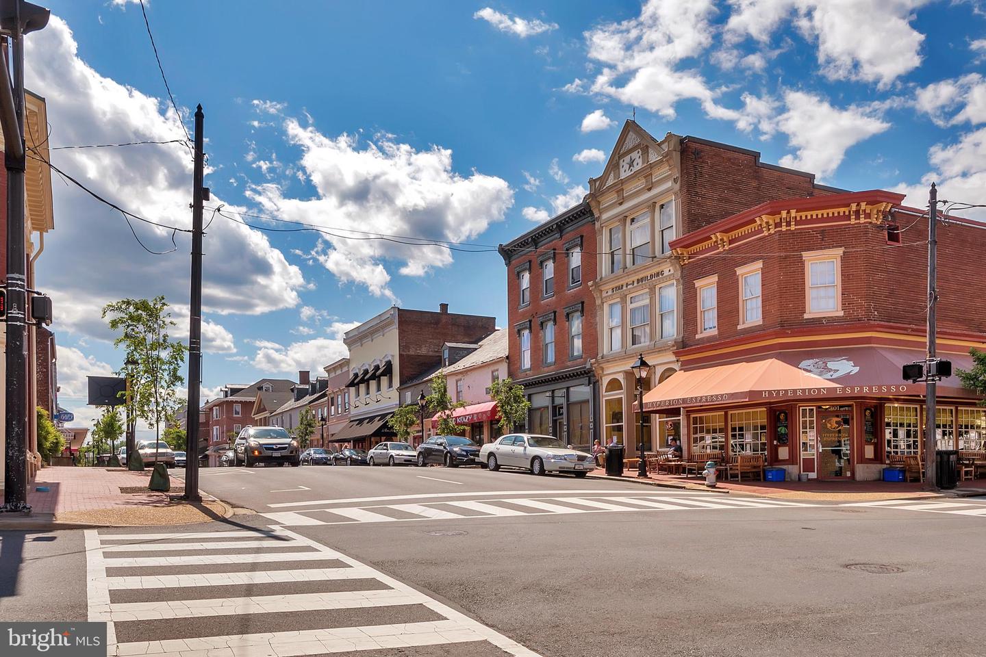 411 Pratt St