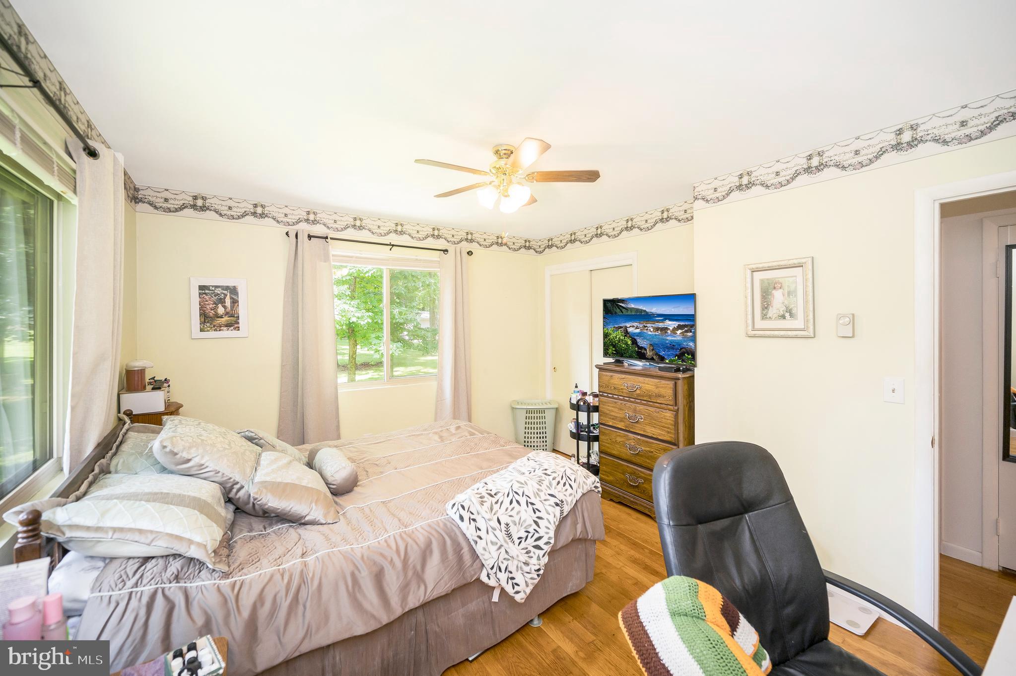 109 Joshua Rd