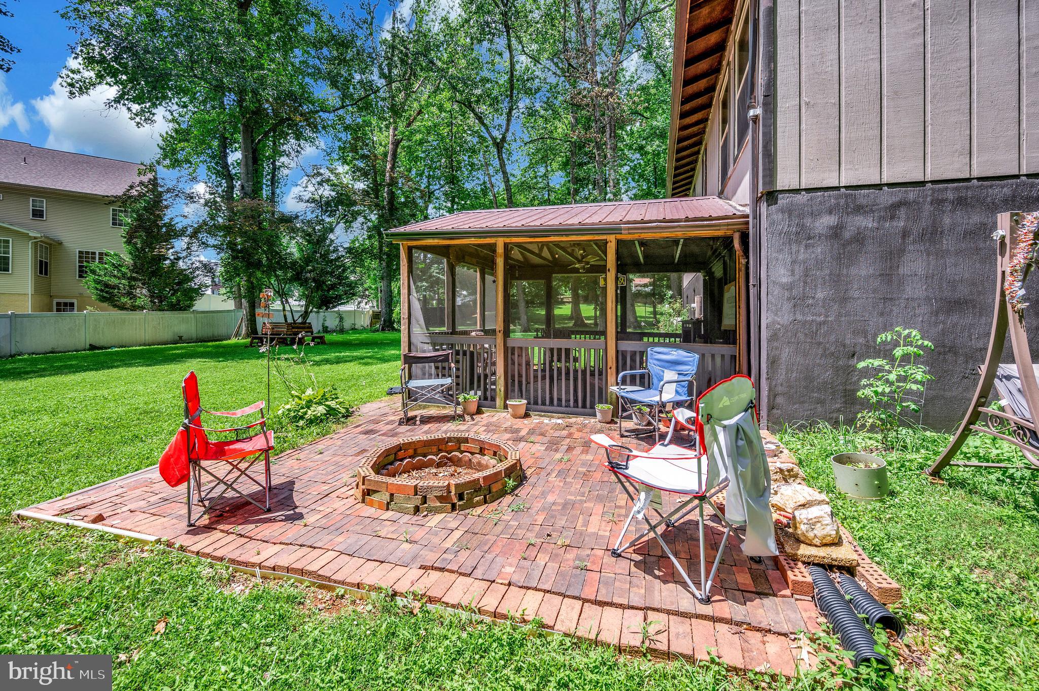 109 Joshua Rd